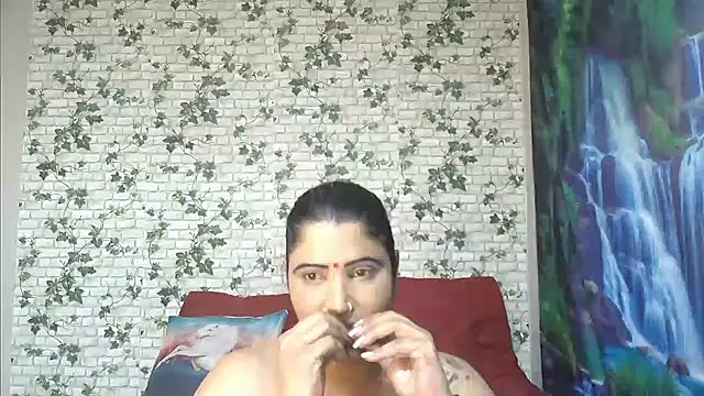 Snapshot of XIndianintimacy chatting on 9, 3, 2025 XIndianintimacy online show from 9, 3, 2025
