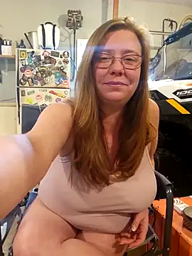 MsShelby40 online show from 25, 10, 2025