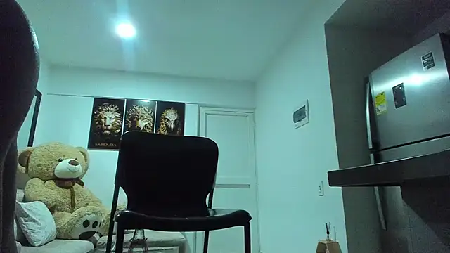 Snapshot of smit_hot_sr chatting on 2, 2, 2025 smit hot sr online show from 2, 2, 2025