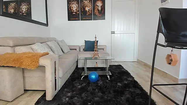 Snapshot of smit_hot_sr chatting on 3, 3, 2025 smit hot sr online show from 3, 3, 2025