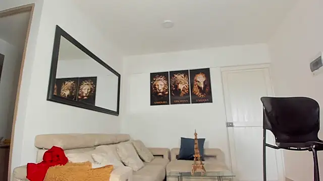 Snapshot of smit_hot_sr chatting on 5, 3, 2025 smit hot sr online show from 5, 3, 2025