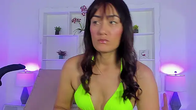 Snapshot of Jenifer_Diaz chatting on 9, 5, 2026 Jenifer Diaz online show from 9, 5, 2026