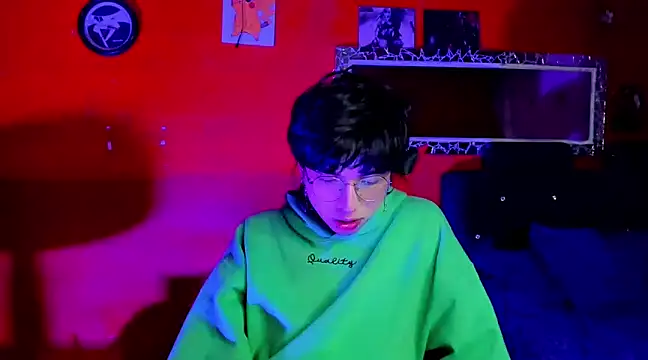 Snapshot of AnggelONfiree chatting on 14, 2, 2025 AnggelONfiree online show from 14, 2, 2025