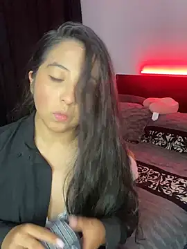 Snapshot of Isa_bel chatting on 13, 3, 2025 Isa bel online show from 13, 3, 2025