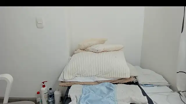 Bellaisa online show from 2, 12, 2025