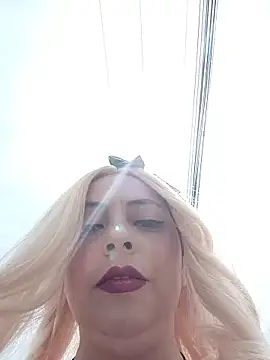 madelaine- online show from 10, 2, 2026