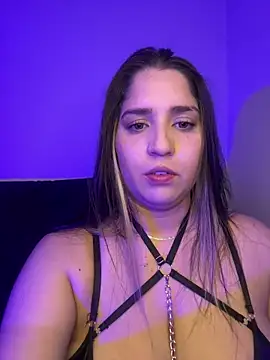 Snapshot of valentina_jonnes1 chatting on 17, 5, 2026 valentina jonnes1 online show from 17, 5, 2026