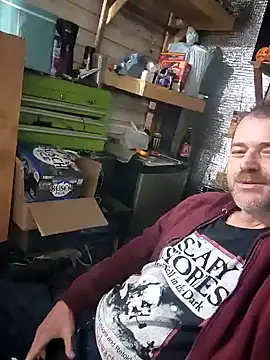 Snapshot of brasstiger chatting on 20, 12, 2024 brasstiger online show from 20, 12, 2024