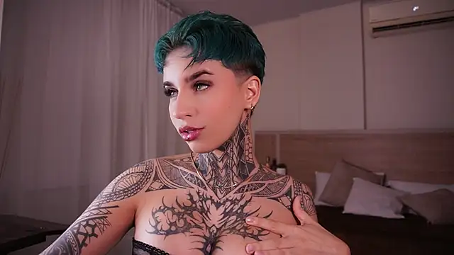 AliceShazaham  online show from 2, 2, 2025