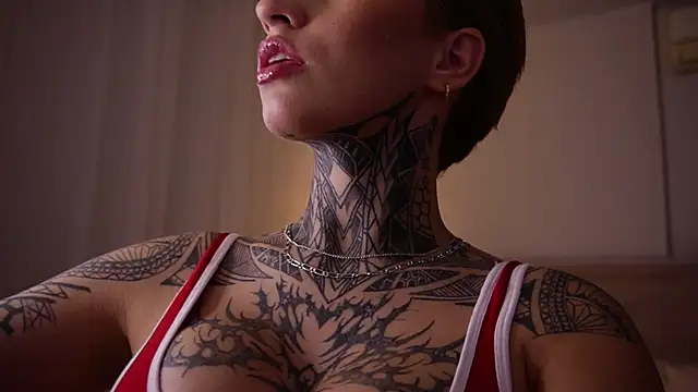 AliceShazaham  online show from 5, 3, 2025