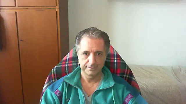 Snapshot of lliuk70mi chatting on 24, 4, 2026 lliuk70mi online show from 24, 4, 2026
