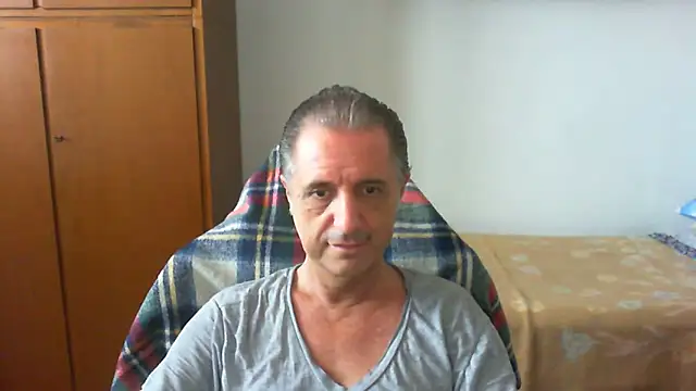 Snapshot of lliuk70mi chatting on 22, 5, 2026 lliuk70mi online show from 22, 5, 2026