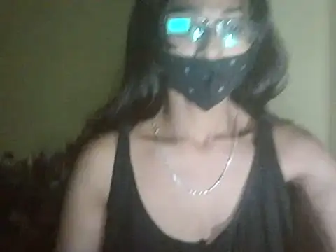 JENIFER PUNE online show from 1, 3, 2025