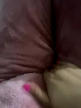 Snapshot of maria22A chatting on 10, 11, 2025 maria22A online show from 10, 11, 2025