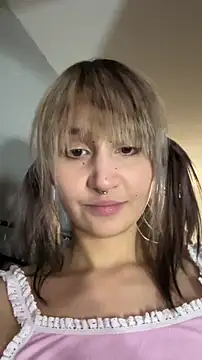 Snapshot of bigbabykiki chatting on 17, 5, 2026 bigbabykiki online show from 17, 5, 2026