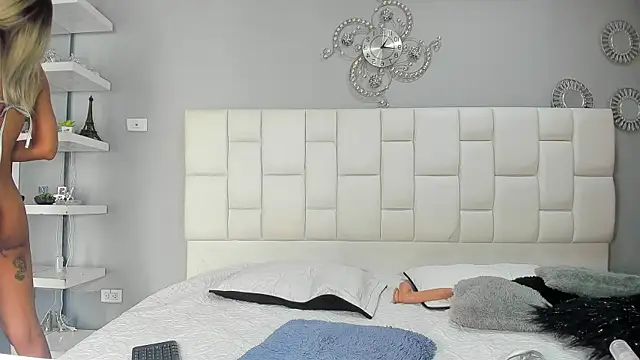 Snapshot of AlessaEcheverri chatting on 29, 1, 2025 AlessaEcheverri online show from 29, 1, 2025