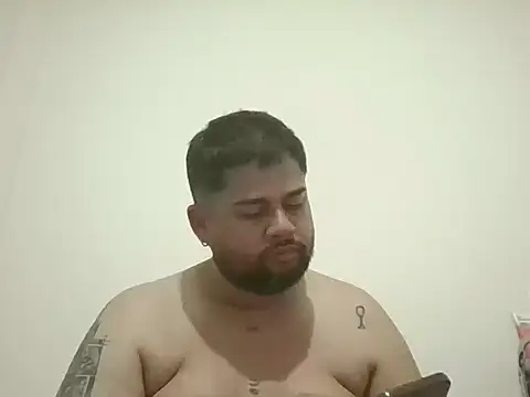 GABRIELGARCIA1313 online show from 5, 3, 2026