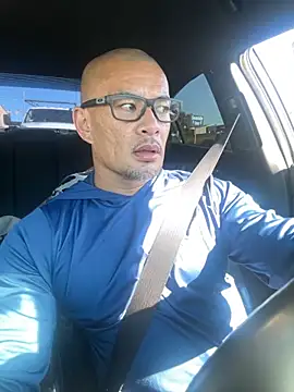 EatMyCake831 online show from 28, 10, 2025