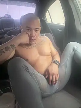 EatMyCake831 online show from 3, 12, 2025