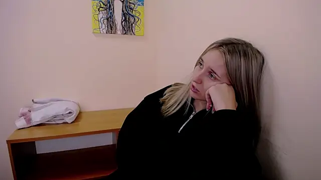 Snapshot of _Nicole_new chatting on 19, 9, 2025  Nicole new online show from 19, 9, 2025