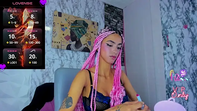 Queen Cuarxxo online show from 8, 4, 2026