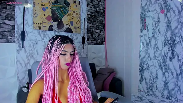 Snapshot of Queen_Cuarxxo chatting on 25, 5, 2026 Queen Cuarxxo online show from 25, 5, 2026