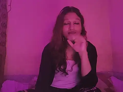 Snapshot of MmmMonikaBabie chatting on 28, 1, 2025 MmmMonikaBabie online show from 28, 1, 2025