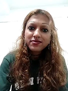 Snapshot of MmmMonikaBabie chatting on 9, 9, 2025 MmmMonikaBabie online show from 9, 9, 2025