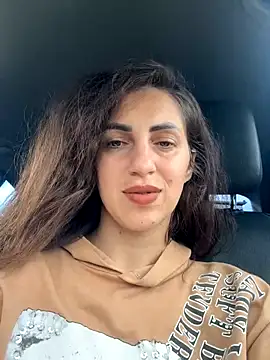 Snapshot of EmaSkyes chatting on 18, 10, 2025 EmaSkyes online show from 18, 10, 2025