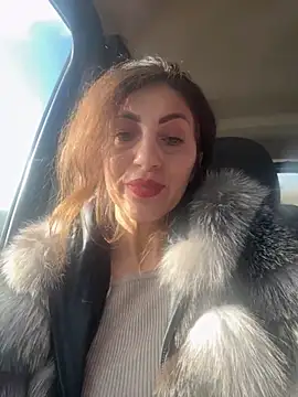 Snapshot of EmaSkyes chatting on 24, 11, 2025 EmaSkyes online show from 24, 11, 2025