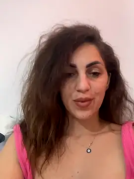 Snapshot of EmaSkyes chatting on 25, 11, 2025 EmaSkyes online show from 25, 11, 2025