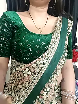 Snapshot of kaamuk_shweta chatting on 21, 2, 2025 kaamuk shweta online show from 21, 2, 2025