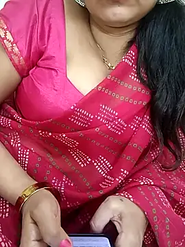 Snapshot of kaamuk_shweta chatting on 11, 3, 2025 kaamuk shweta online show from 11, 3, 2025