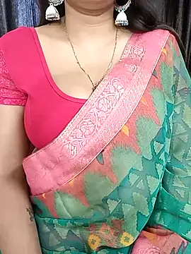Snapshot of kaamuk_shweta chatting on 20, 3, 2025 kaamuk shweta online show from 20, 3, 2025