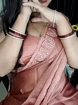 Snapshot of kaamuk_shweta chatting on 24, 9, 2025 kaamuk shweta online show from 24, 9, 2025