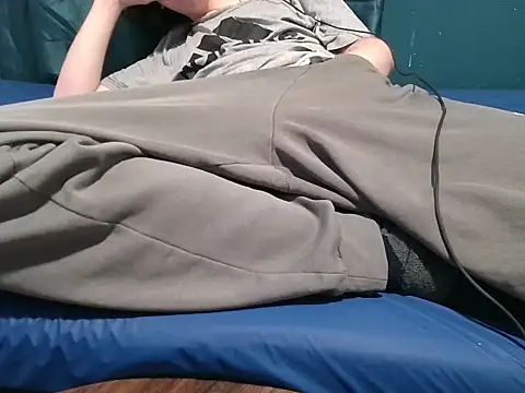 krissraw online show from 28, 11, 2025