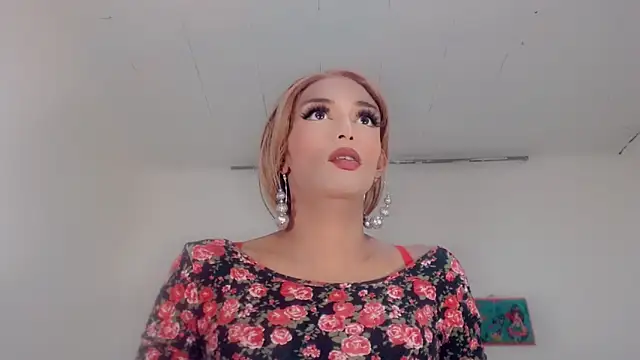 Snapshot of Oriana_braom chatting on 5, 6, 2026 Oriana braom online show from 5, 6, 2026