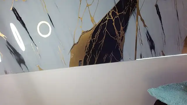 Snapshot of hinataleecs chatting on 11, 9, 2025 hinataleecs online show from 11, 9, 2025