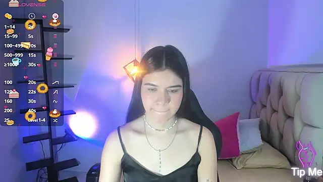 cassiehoward14 online show from 17, 9, 2025