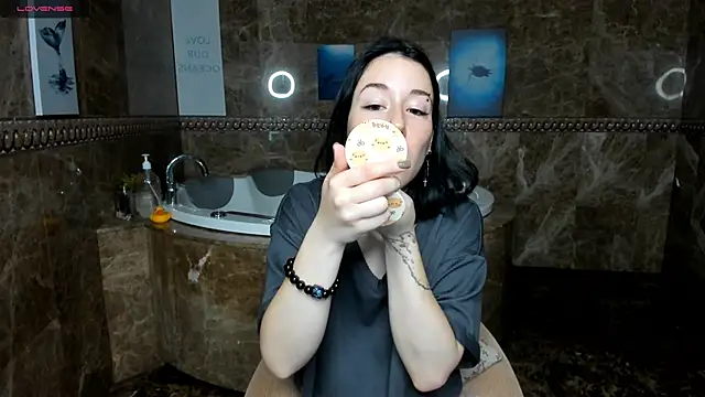 adell berry online show from 4, 10, 2025