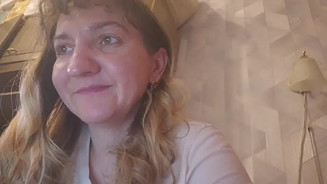EstrellaWalters online show from 28, 4, 2026