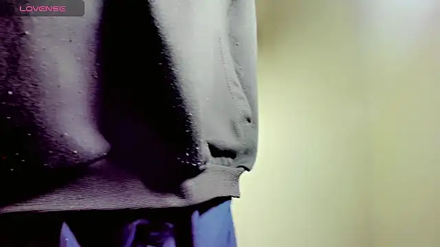 Elissa taylor  online show from 17, 2, 2025