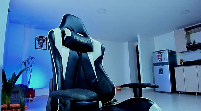 Snapshot of alexander_collin02 chatting on 7, 3, 2025 alexander collin02 online show from 7, 3, 2025