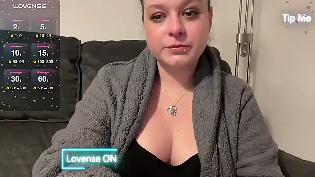 Snapshot of NaughtyWifeUK chatting on 28, 2, 2025 NaughtyWifeUK online show from 28, 2, 2025