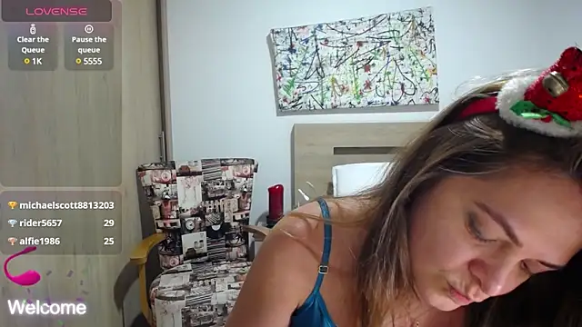 ParisW online show from 5, 12, 2024