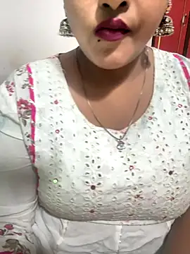 Snapshot of Ayesha_mahi chatting on 2, 12, 2025 Ayesha mahi online show from 2, 12, 2025