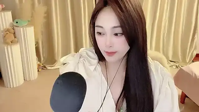 Daisy-77 online show from 12, 2, 2025