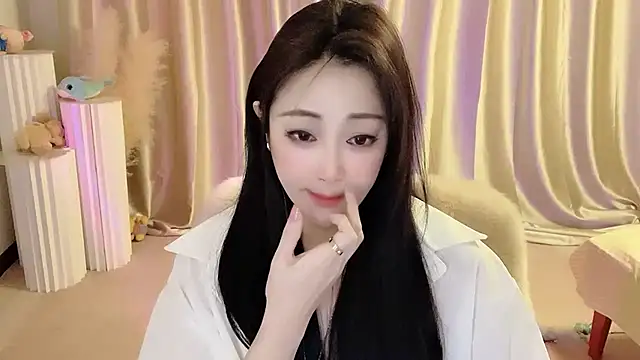 Daisy-77 online show from 17, 3, 2025