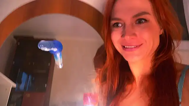  polly milk online show from 28, 9, 2025