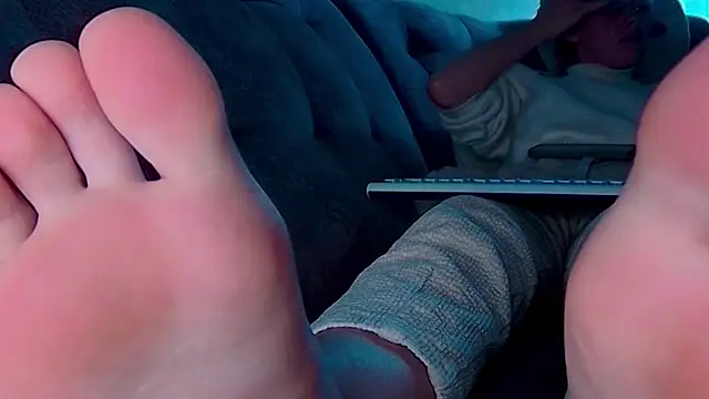 AgnesMillerS online show from 12, 12, 2024